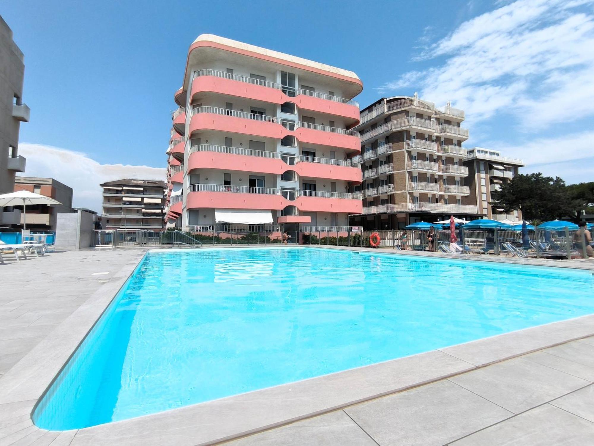 Apollo Fronte Mare Lejlighed Lido di Jesolo Eksteriør billede