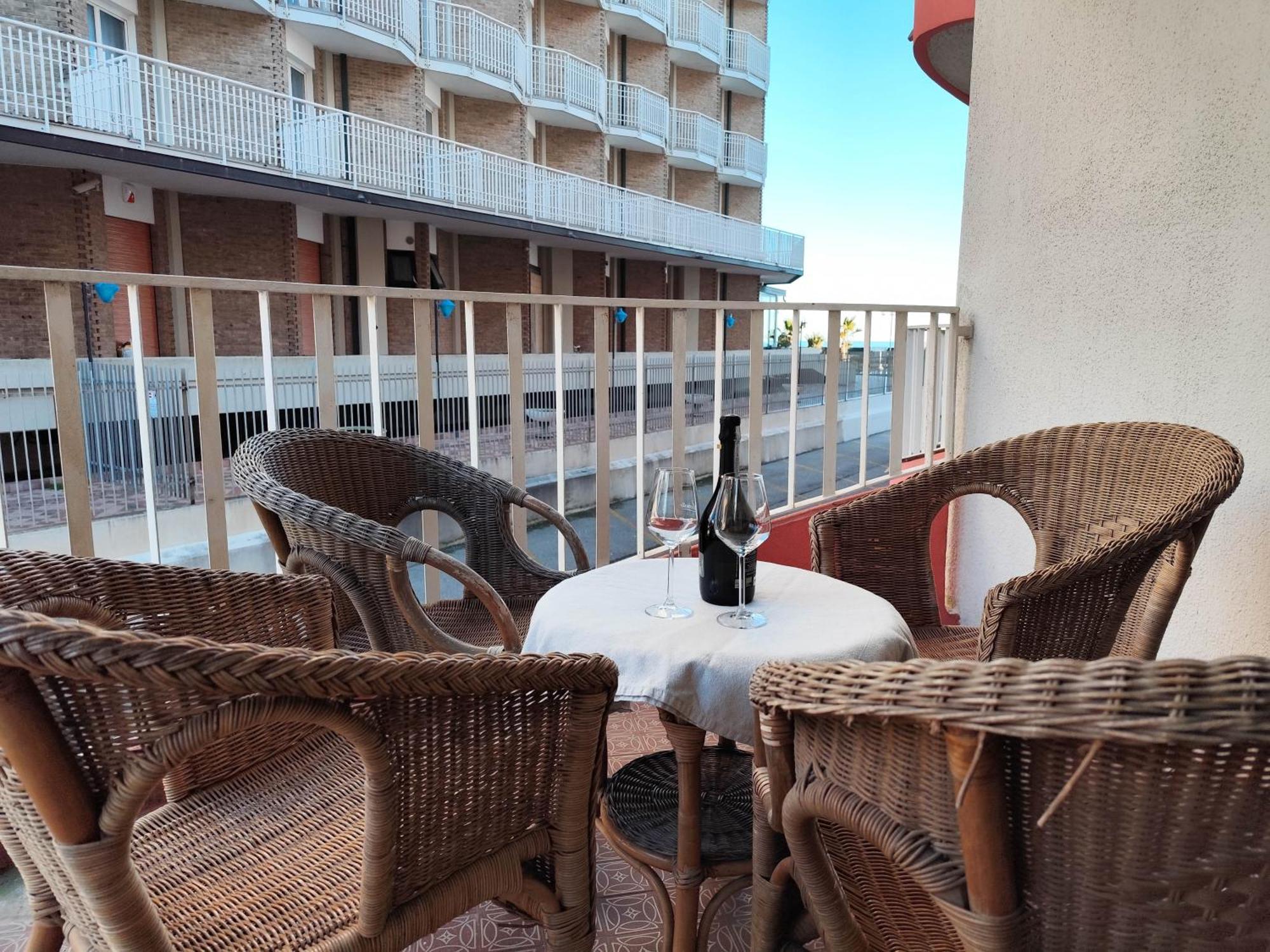Apollo Fronte Mare Lejlighed Lido di Jesolo Eksteriør billede